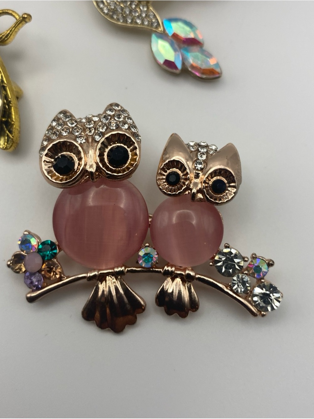Pink Owl, Iridescent Hummingbird & Gold Bee Brooch Set - Picture 4 of 6